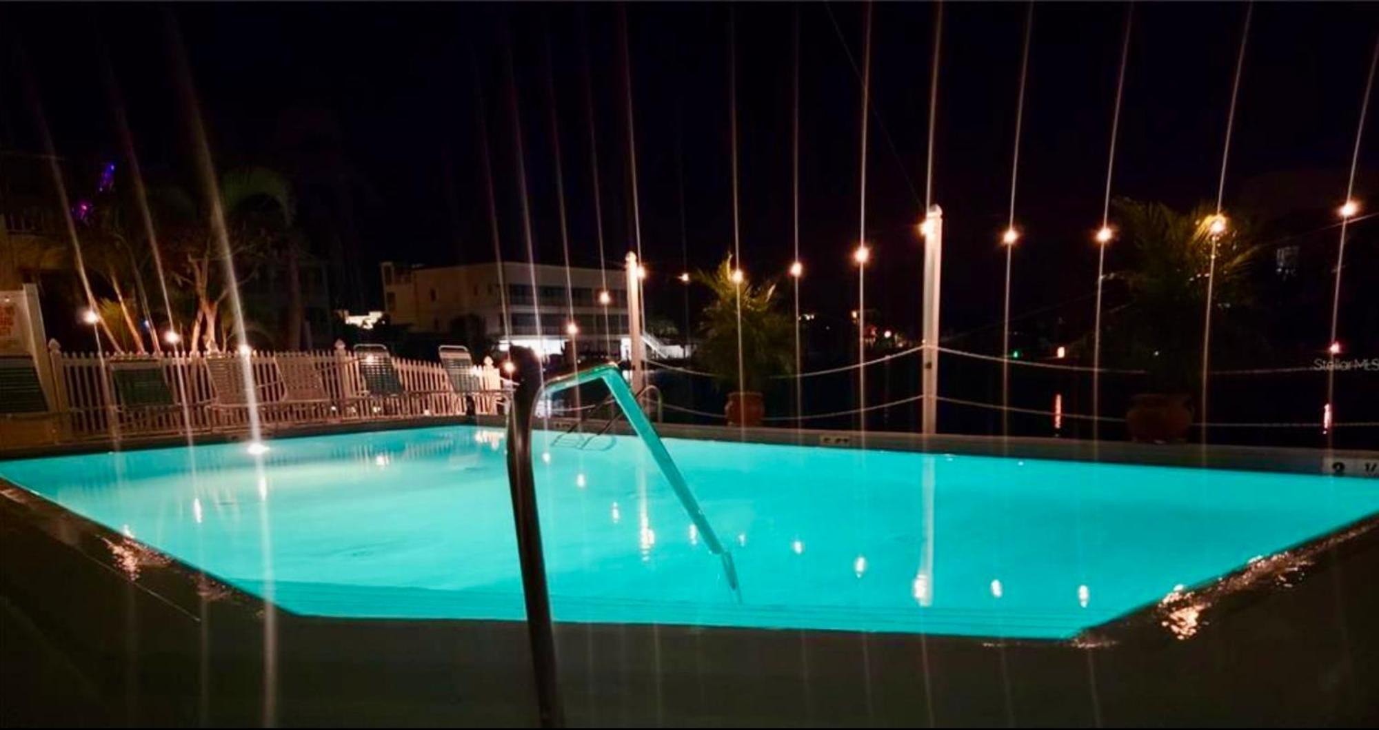 Where The Sun Meets The Water St. Pete Beach Bagian luar foto